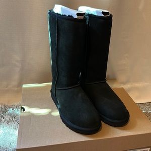 Brand New Women Uggs